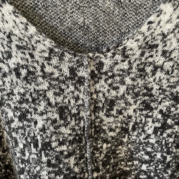 Wildfox Alpaca Wool Blend Black & White Ombre Pixel Party Relaxed Fit Sweater - Picture 5 of 15